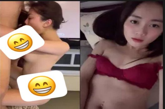 Clip nóng cô nàng xinh đẹp trong tư thế doggy
